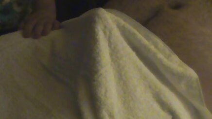 فتاة فيديو طويل من فتاة سكس محارم اجنبى اللسان